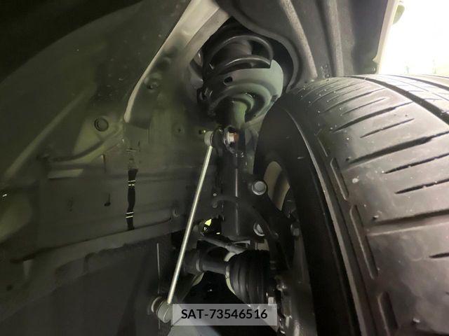 Toyota VOXY 2024-02 8102565-19