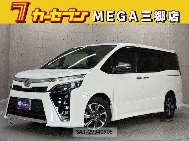 Toyota VOXY 2017-12 8102585-0