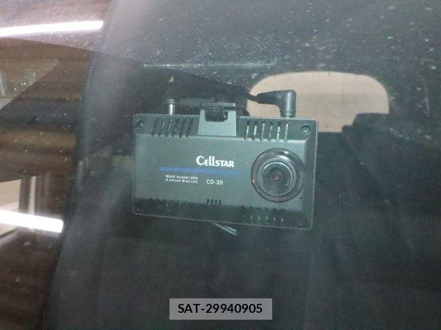 Toyota VOXY 2017-12 8102585-16