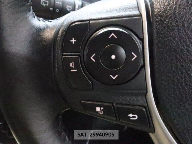 Toyota VOXY 2017-12 8102585-23