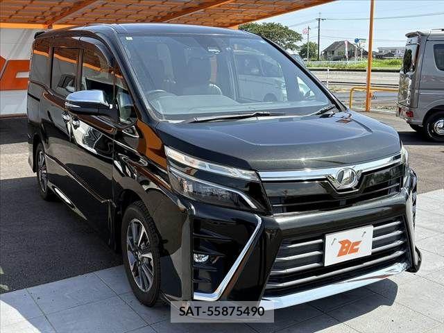 Toyota VOXY 2018-01 8102586-8