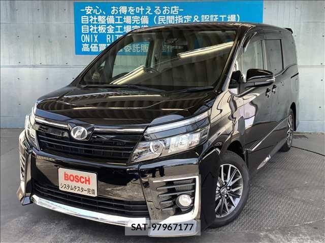 Toyota VOXY 2016-05 8102599-0