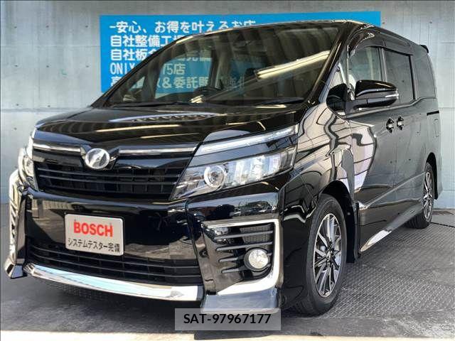 Toyota VOXY 2016-05 8102599-9