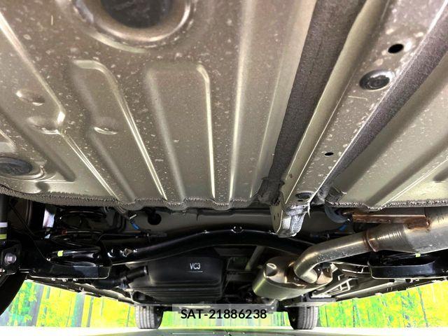 Toyota VOXY 2024-04 8102566-18