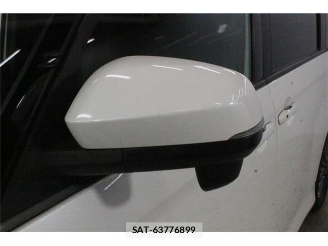 Toyota VOXY 2023-02 8102571-15