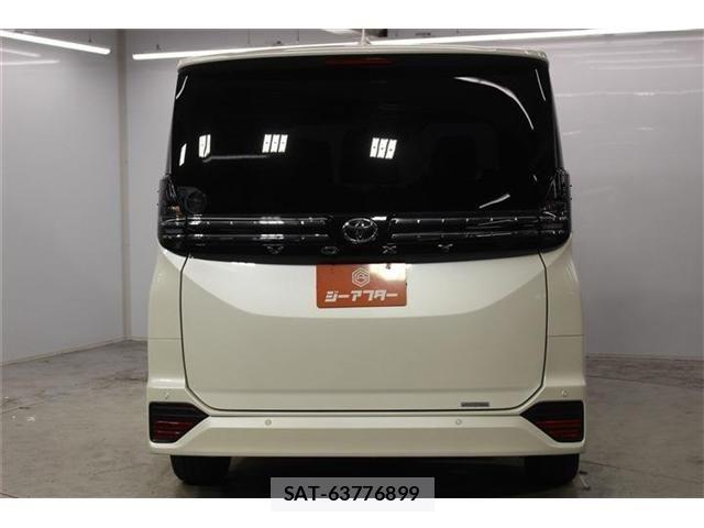 Toyota VOXY 2023-02 8102571-5