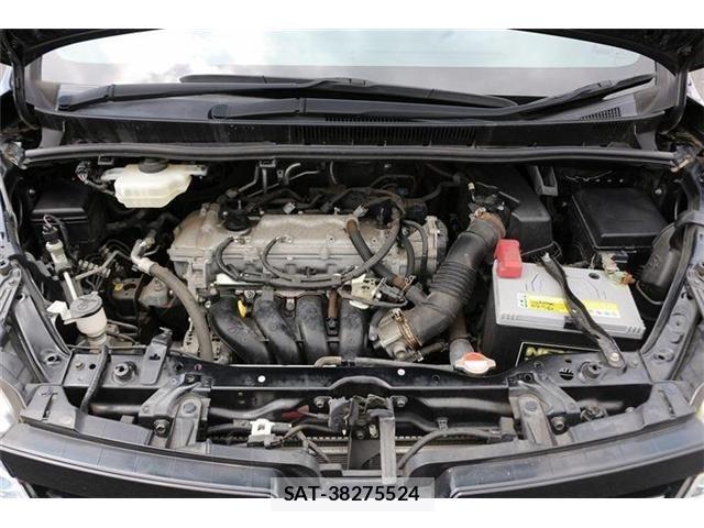 Toyota VOXY 2015-12 8102597-18