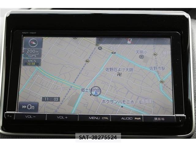 Toyota VOXY 2015-12 8102597-1