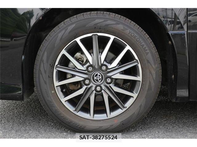 Toyota VOXY 2015-12 8102597-29
