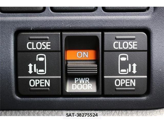 Toyota VOXY 2015-12 8102597-3