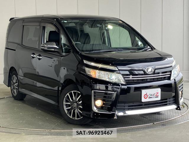 Toyota VOXY 2016-04 8132920-23