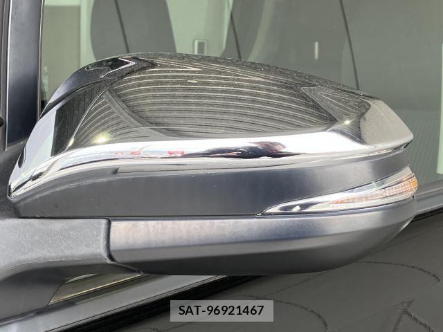 Toyota VOXY 2016-04 8132920-3