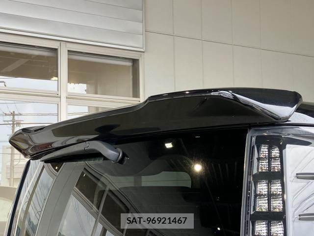 Toyota VOXY 2016-04 8132920-5
