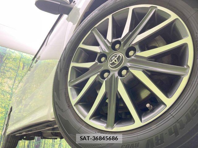 Toyota VOXY 2015-07 8132932-13