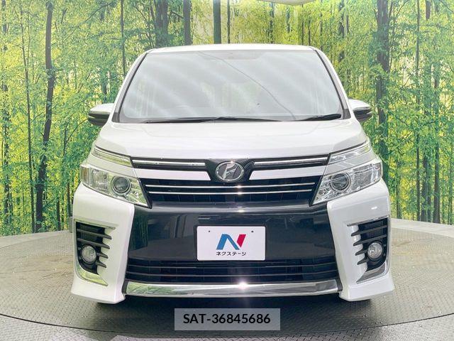 Toyota VOXY 2015-07 8132932-14