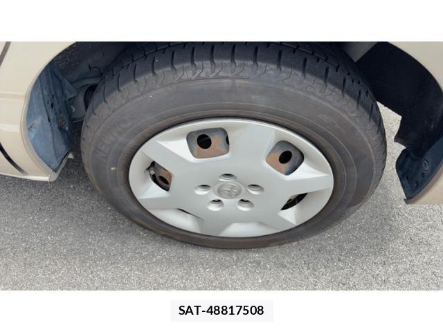 Toyota VOXY 2006-03 8132953-4