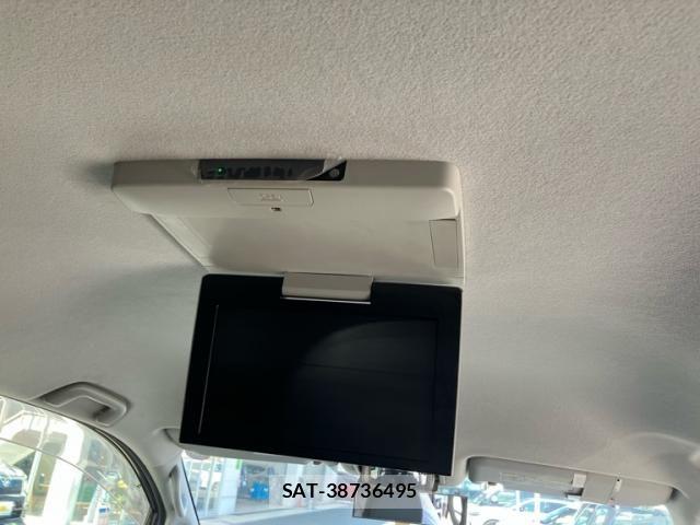 Toyota VOXY 2013-08 8132936-20