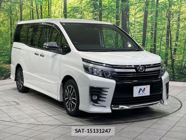 Toyota VOXY 2017-02 8132927-15