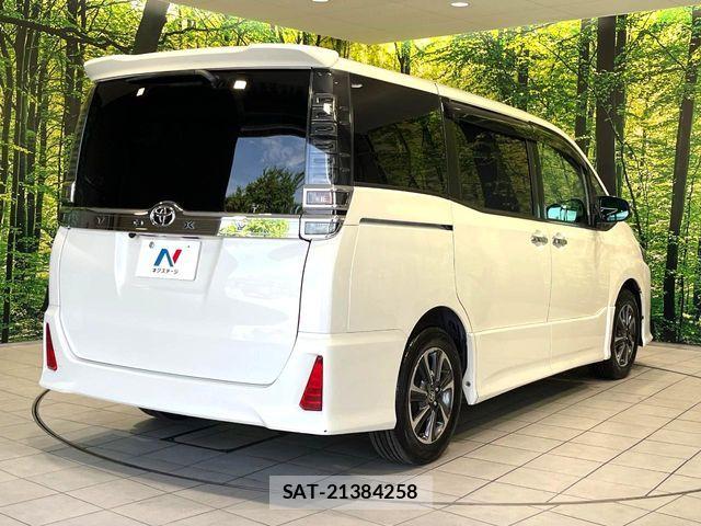 Toyota VOXY 2019-02 8132917-16