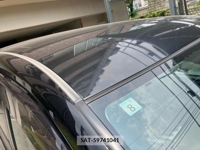 Toyota VOXY 2013-08 8132935-14