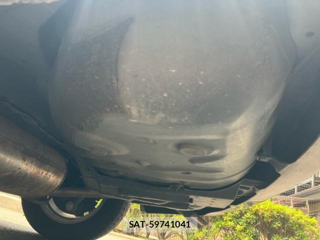 Toyota VOXY 2013-08 8132935-6