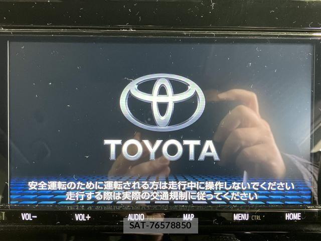 Toyota VOXY 2019-03 8132911-7