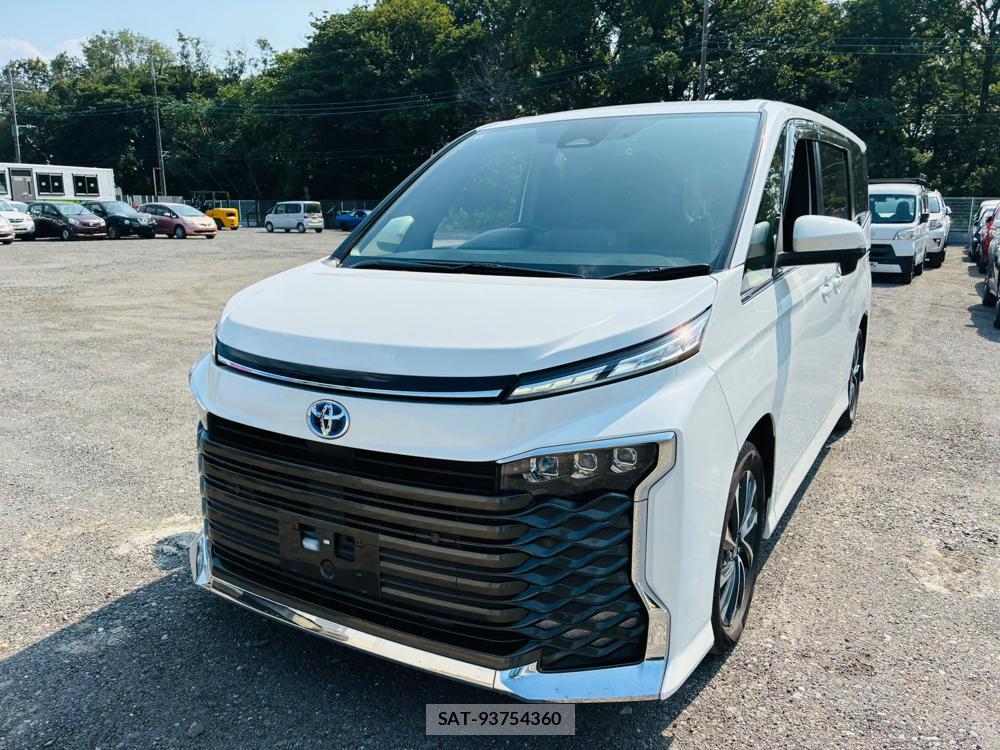 Toyota VOXY 2022-03 8080429-0