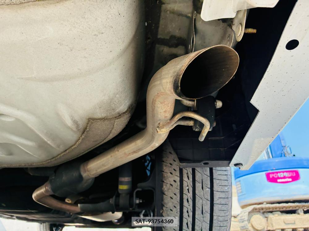 Toyota VOXY 2022-03 8080429-35