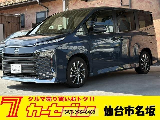 Toyota VOXY 2022-10 8132901-0