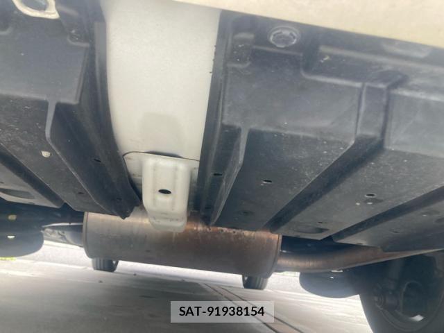 Toyota VOXY 2007-09 8132952-13