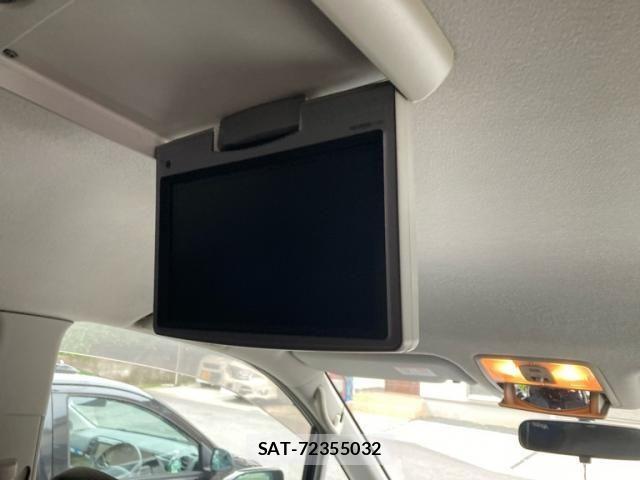 Toyota VOXY 2007-07 8132954-15