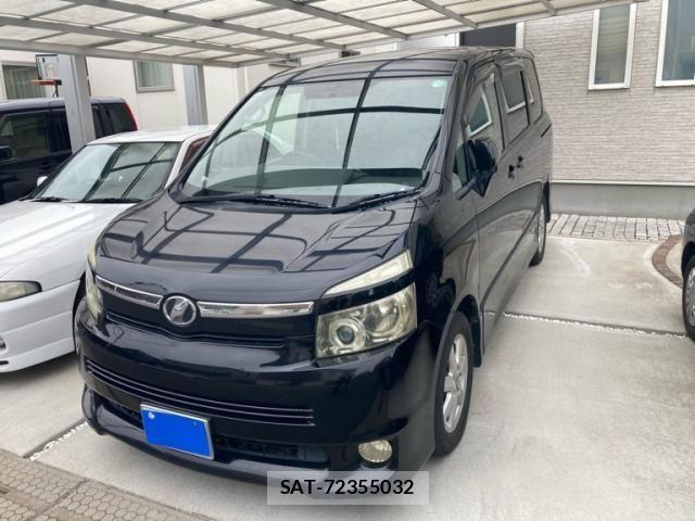 Toyota VOXY 2007-07 8132954-3