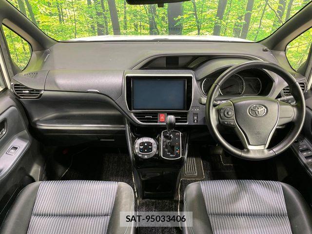 Toyota VOXY 2016-09 8132928-1