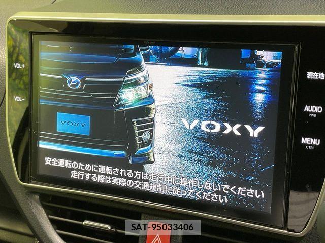 Toyota VOXY 2016-09 8132928-2