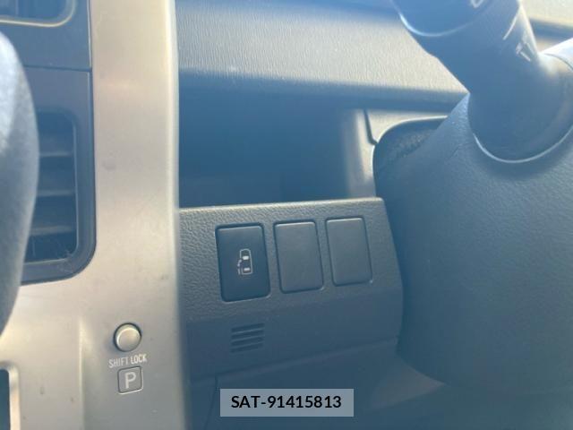 Toyota VOXY 2008-06 8132951-12