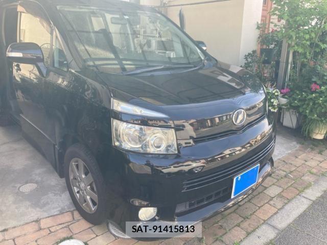Toyota VOXY 2008-06 8132951-1
