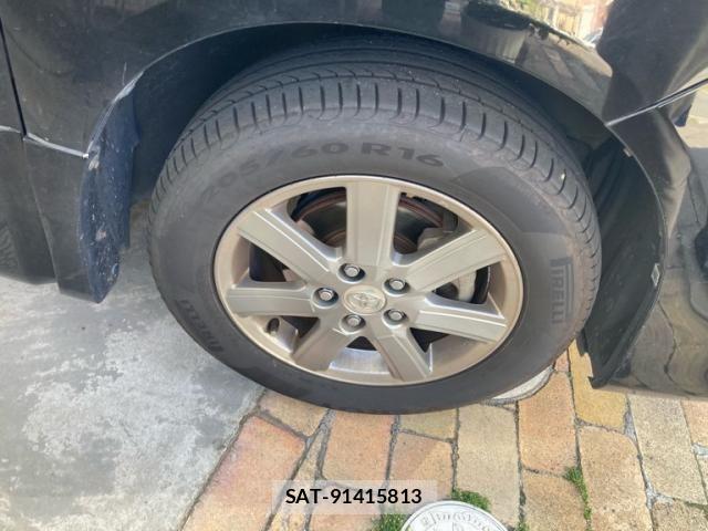 Toyota VOXY 2008-06 8132951-3
