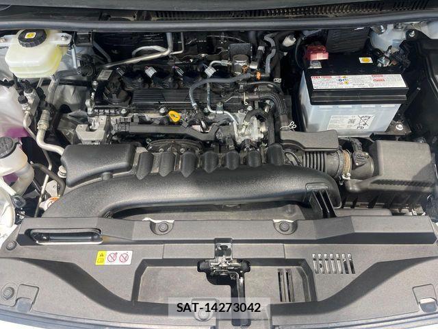 Toyota VOXY 2025-06 8132900-18