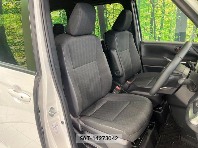 Toyota VOXY 2025-06 8132900-7