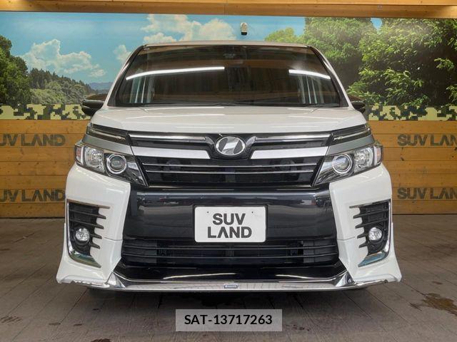 Toyota VOXY 2016-09 8132918-14