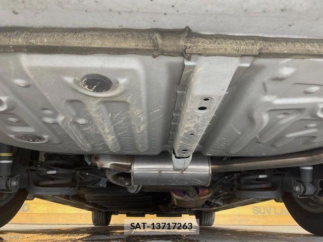 Toyota VOXY 2016-09 8132918-18