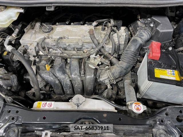 Toyota VOXY 2021-06 8132904-18