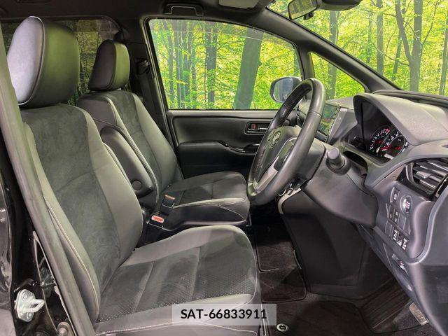 Toyota VOXY 2021-06 8132904-7