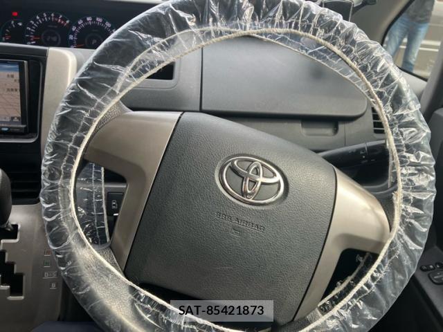 Toyota VOXY 2009-07 8132946-13