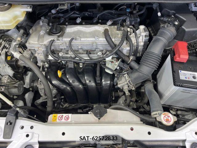Toyota VOXY 2021-03 8146969-17