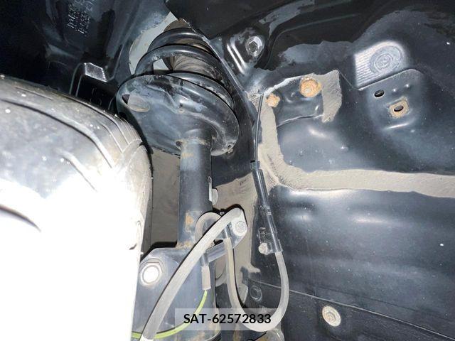 Toyota VOXY 2021-03 8146969-19