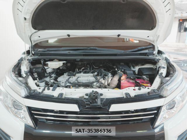 Toyota VOXY 2015-06 8146971-12