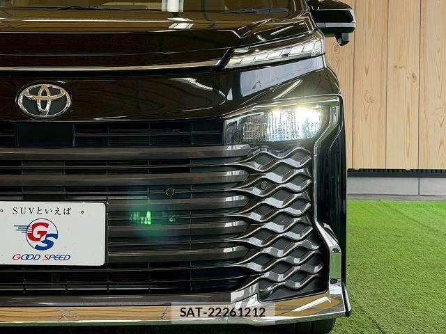Toyota VOXY 2023-10 8146967-19