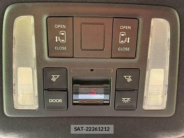 Toyota VOXY 2023-10 8146967-4
