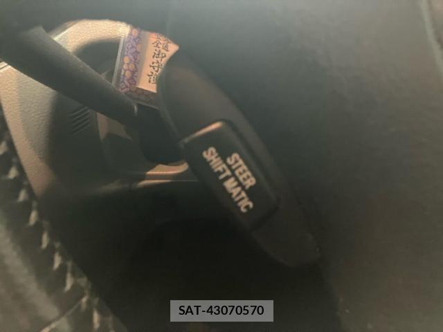 Toyota VOXY 2005-07 8146983-21